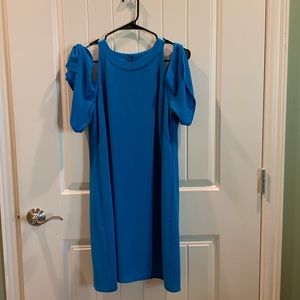 🆕 London Times cold shoulder blue dress, Size 6